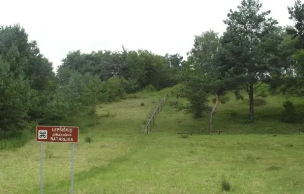 Lepšiškių piliakalnis vad. Batareika nuotrauka